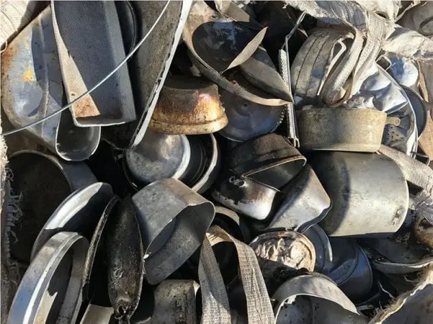 compra de sucatas: Latinha, Metal, Bateria, Panelas, Alumínios, Cobre, Motor de Geladeira, Metais em Geral em Várzea Paulista